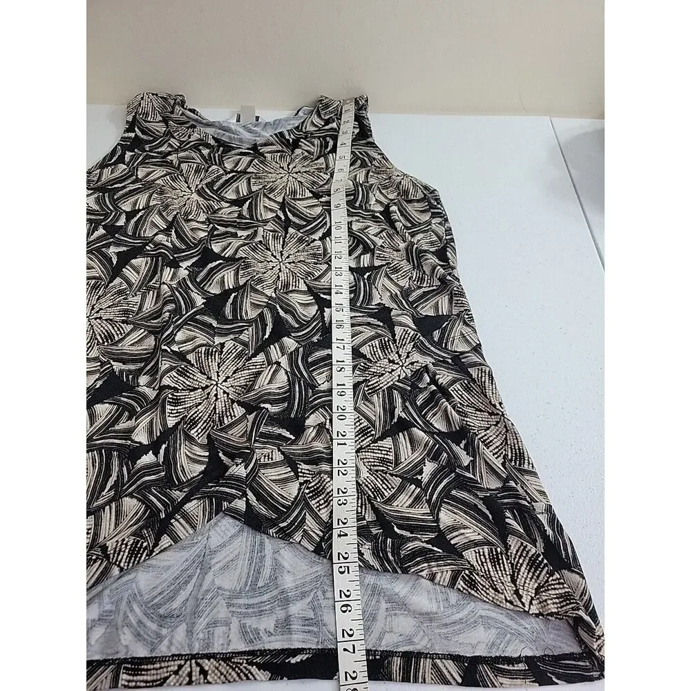 CJ Banks Black Geometric V-Neck Criss Cross Hem Sleeveless Top Size X (14W)‎